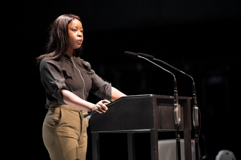 Oladosu Adenike, la activista africana que lucha por la justicia climática