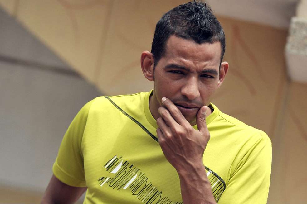 Wílder Medina a la salida de un entrenamiento con Santa Fe. / Gabriel Aponte