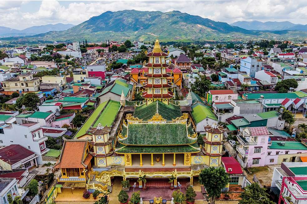 Dalat es la capital de la provincia de Lâm Đồng en el sur de las Tierras Altas Centrales de Vietnam.
