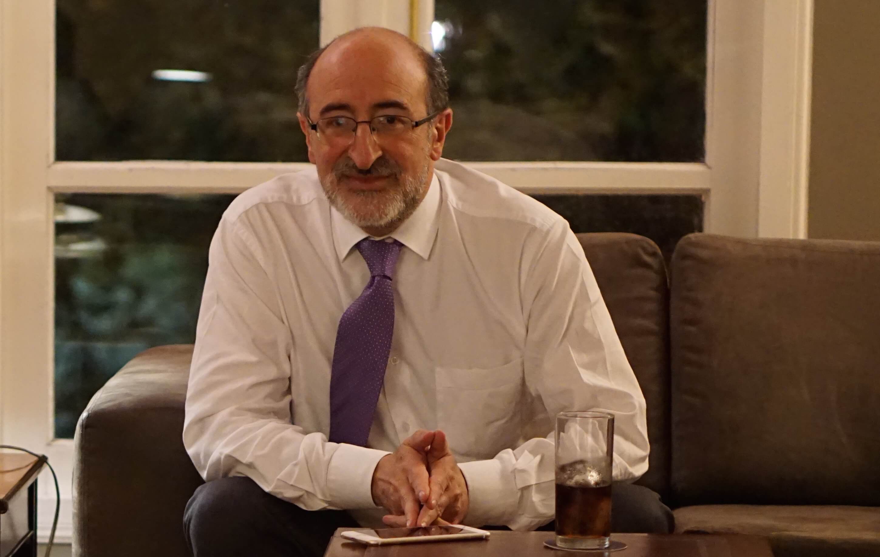 Juan Lozano hace parte de la mesa de La FM desde 2022.