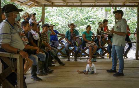 Líderes del sur de Córdoba: cercados por mineras, paramilitares y disidencias