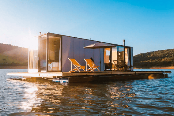 Casa flotante en Joanópolis, Sao Paulo (Brasil).