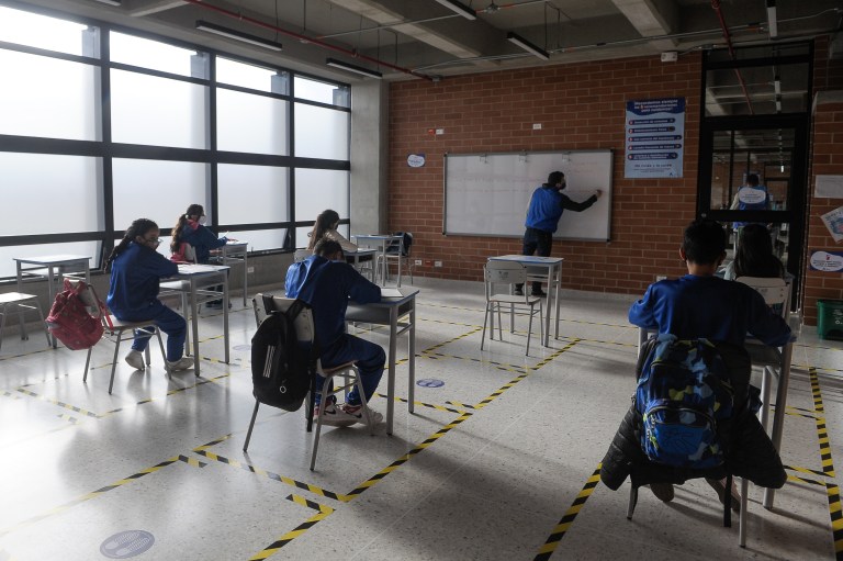 La estrategia para generar entornos seguros en los colegios de Bogotá