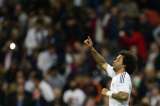 Real Madrid goleó a Levante y recuperó el liderato en España