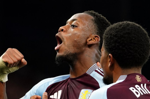 En Inglaterra critican gesto de Jhon Durán: “los jugadores tienen que respetar”