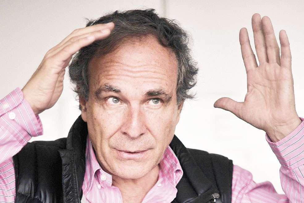 El doctor Carlos Delgado es médico internista de la Javeriana. / Óscar Pérez