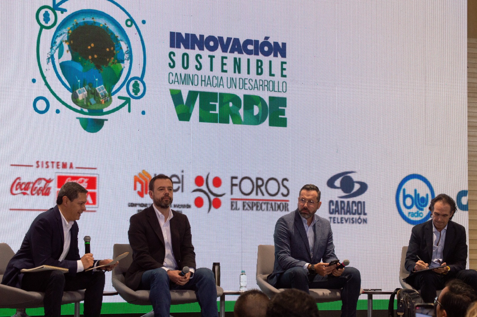 El Foro contó con la participación de tres de los alcaldes más influyentes de Colombia.Cris
