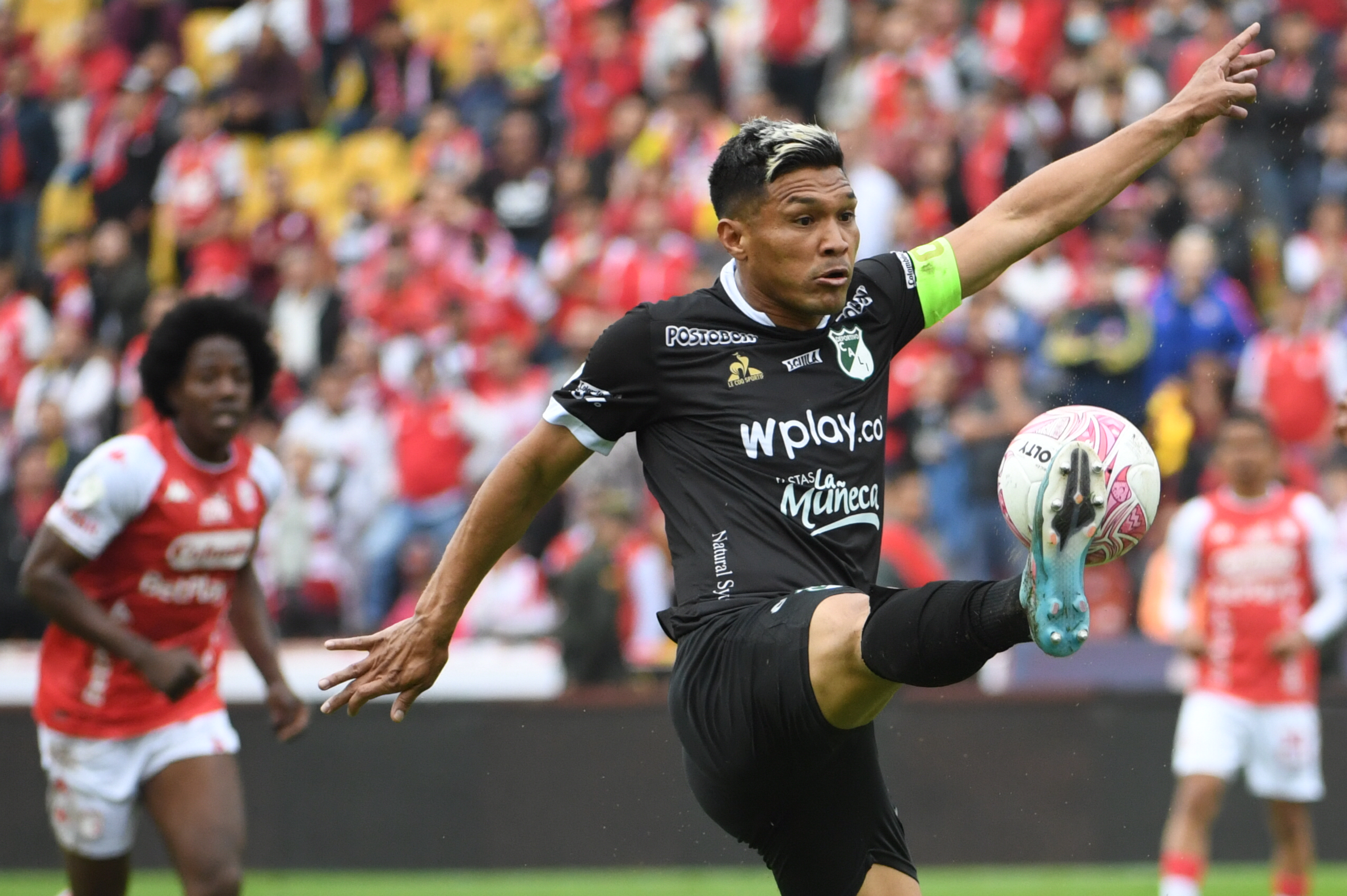 Jugador del Deportivo Cali durante el partido entre Santa Fe y Deportivo Cali por la fecha número 19 de la Liga BetPlay
