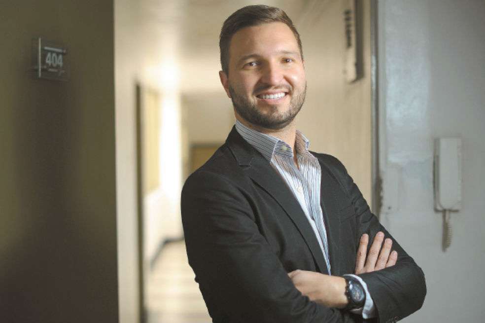 Felipe Cárdenas, representante ejecutivo de la Cámara de Comerciantes LGBT de Colombia. / Cristian Garavito - El Espectador