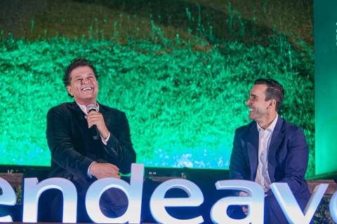 Carlos Vives y el ser un ejemplo para el liderazgo emprendedor colombiano