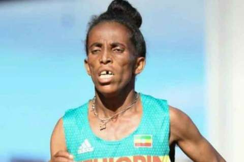 ¿Tiene 16 años? Polémica por la edad de una atleta en el Mundial sub 20 de Atletismo