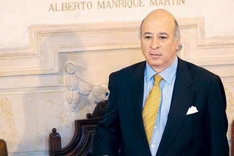 "Críticas sobre desmovilización de ‘paras’ es un asunto político"
