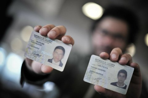 Los líos de la doble cedulación