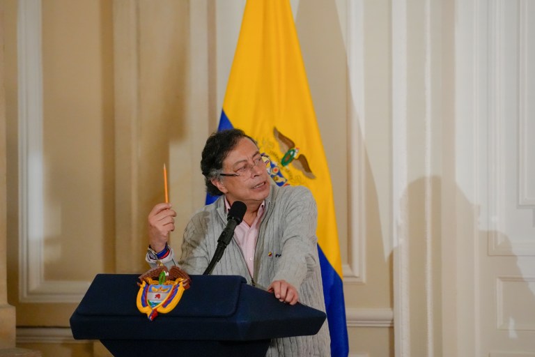 Así serán los últimos días de Petro en el gobierno: crecen las tensiones | La Mesa Redonda