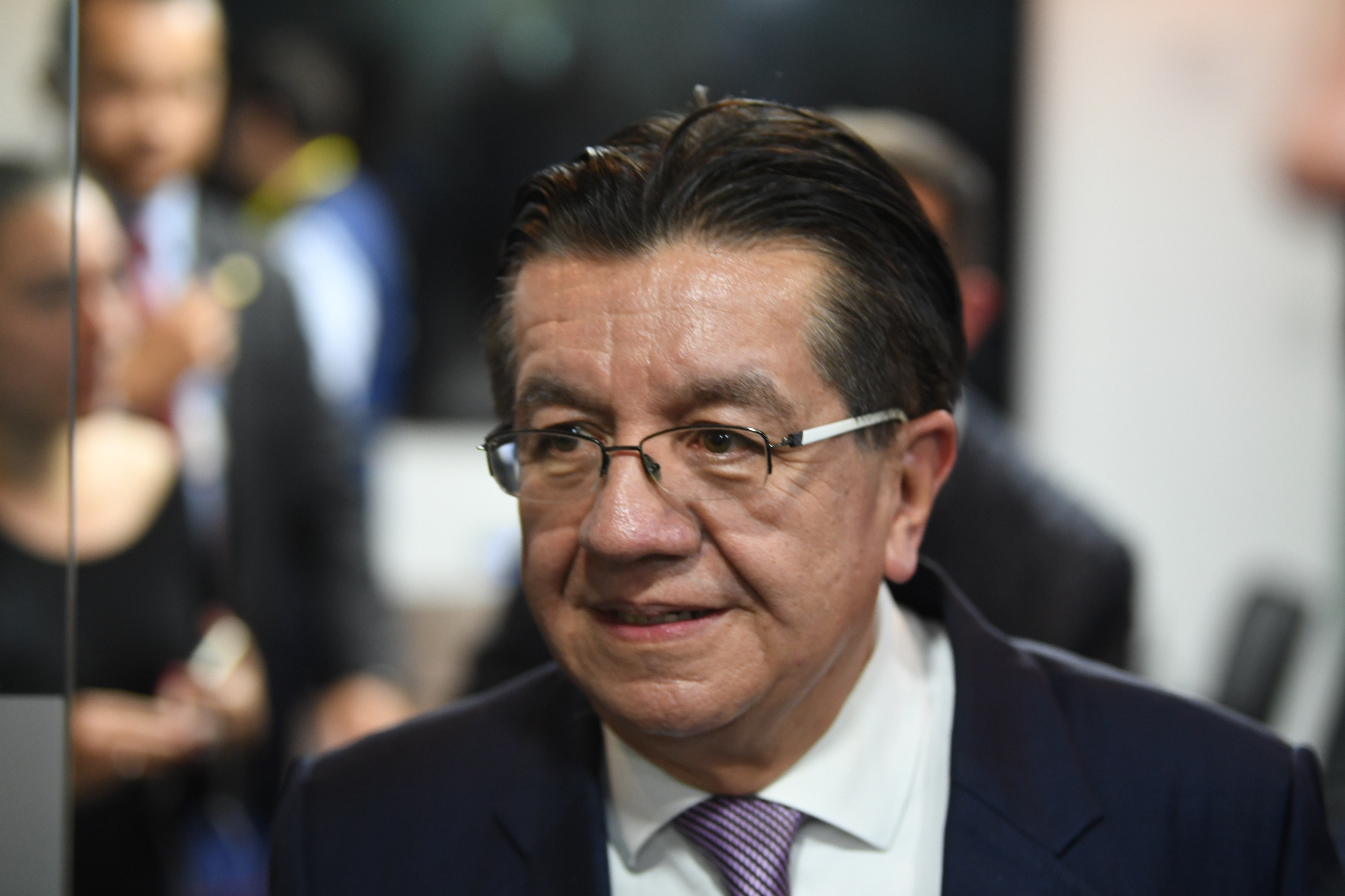 Ministro de la salud durante rueda de prensa