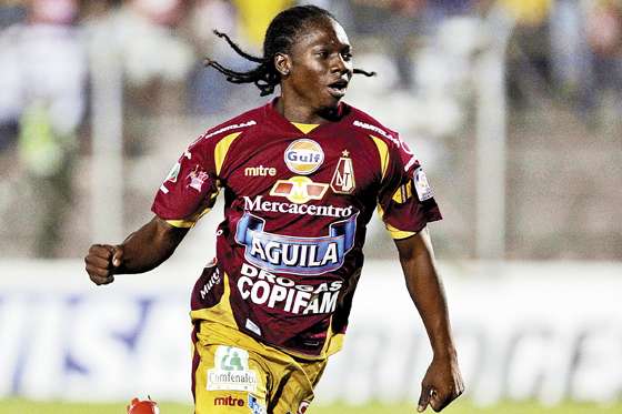 Yimmy Chará debutó en primera división con el Deportes Tolima en el año 2010. /AFP