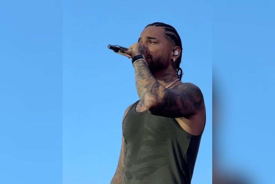 El colombiano, Maluma, se presentó en Chicago, Estados Unidos, y debido a una situación climática, su presentación tuvo que ser cortada.