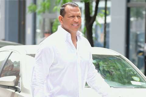 Ex de JLo, Alex Rodríguez, confiesa enfermedad y podría estar perdiendo la vista