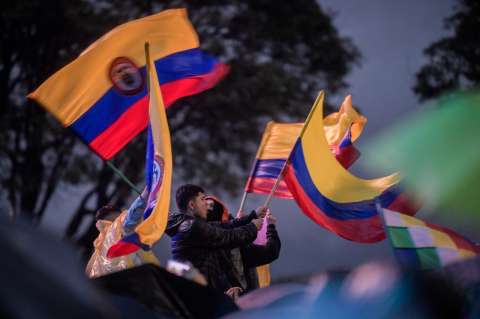 Más de seis mil personas celebran en las calles de Bogotá triunfo de Petro