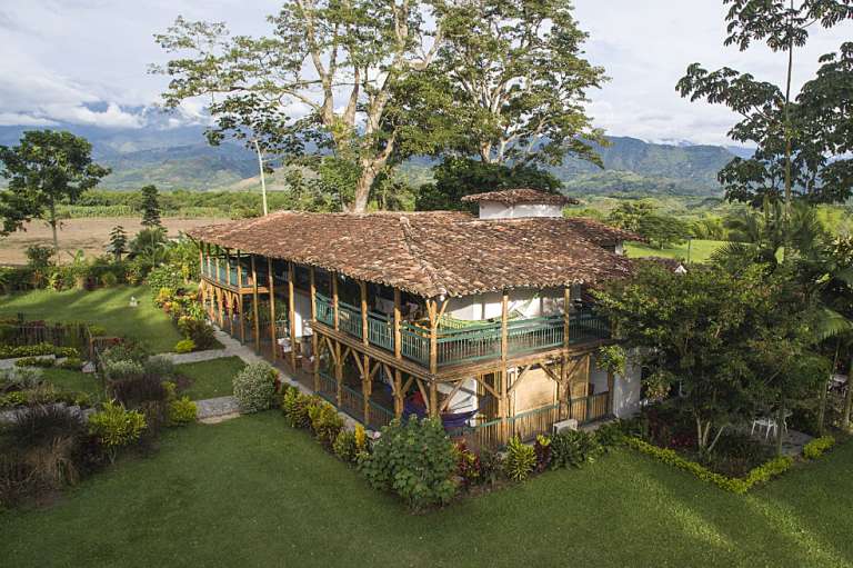 Turismo en Colombia, Hacienda Bambuesa, en el Eje Cafetero.