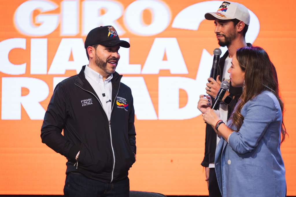 Abelardo de la Espriella prepara equipo de empalme con gobierno Petro.