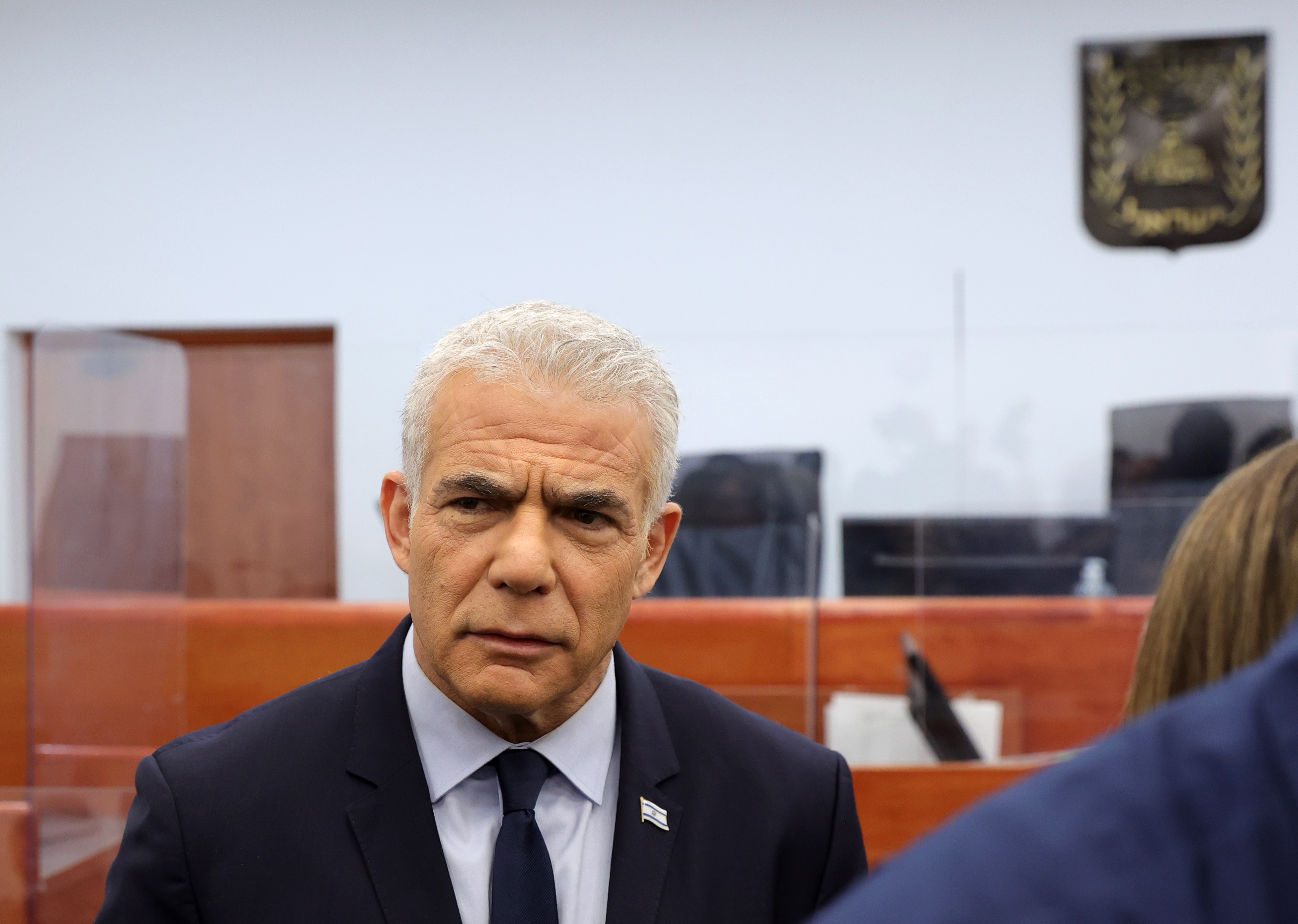 Jerusalem (-), 12/06/2023.- Former Israeli Prime Minister Yair Lapid Arrives to attend the ongoing trial of Israeli Prime Minster Benjamin Netanyahu at the District Court in Jerusalem, 12 June 2023. Yair Lapid was called to testify in the case in which Netanyahu allegedly received favors from businessman Arnon Milchan. (Estados Unidos, Jerusalén) EFE/EPA/ABIR SULTAN