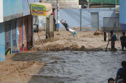 Embajada de Perú en Colombia solicita ayuda económica para damnificados por lluvias