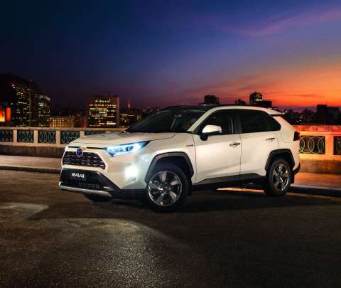 Toyota presentó en Colombia la nueva RAV4 híbrida