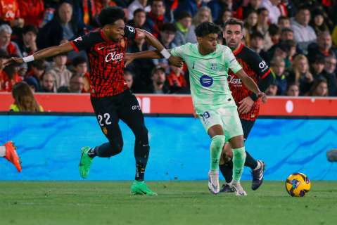 ¡Mojica y un partido para olvidar! Garrafales errores en goleada contra Barcelona