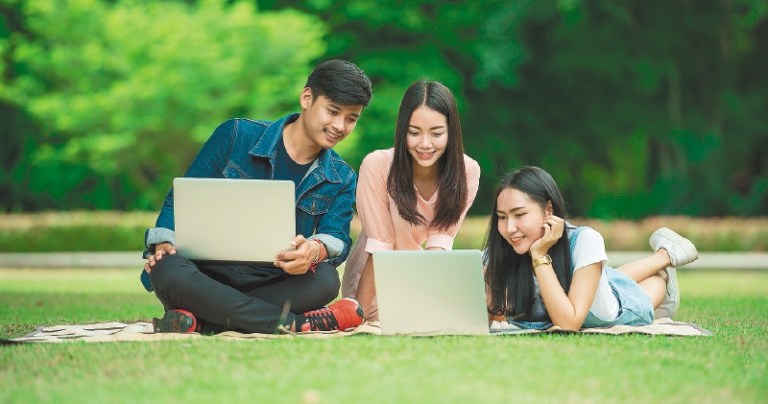 Abren convocatorias para estudiar inglés en el Reino Unido, así puede aplicar