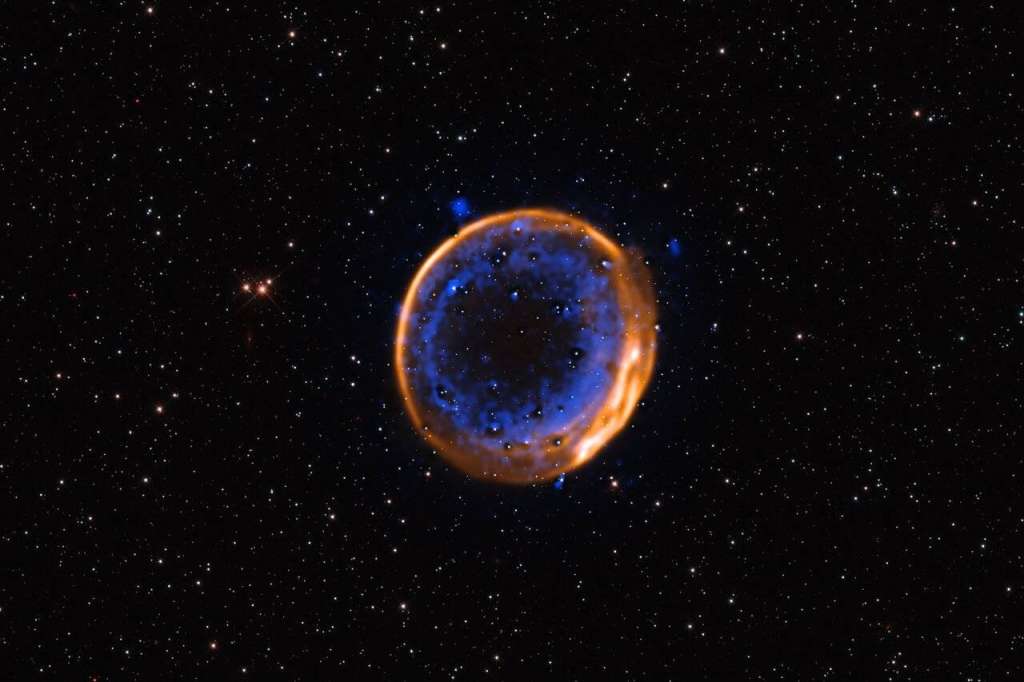 Algunas estrellas estallan dos veces antes de morir.