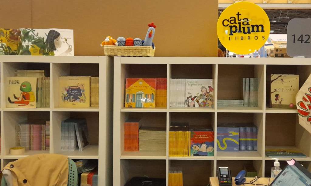 "Pensamos en los mejores autores e ilustradores porque sabemos que los niños y niñas son capaces de escoger lo que les gusta y es necesario darles opciones", dijo María Fernanda Paz Castillo, directora de Cataplum.