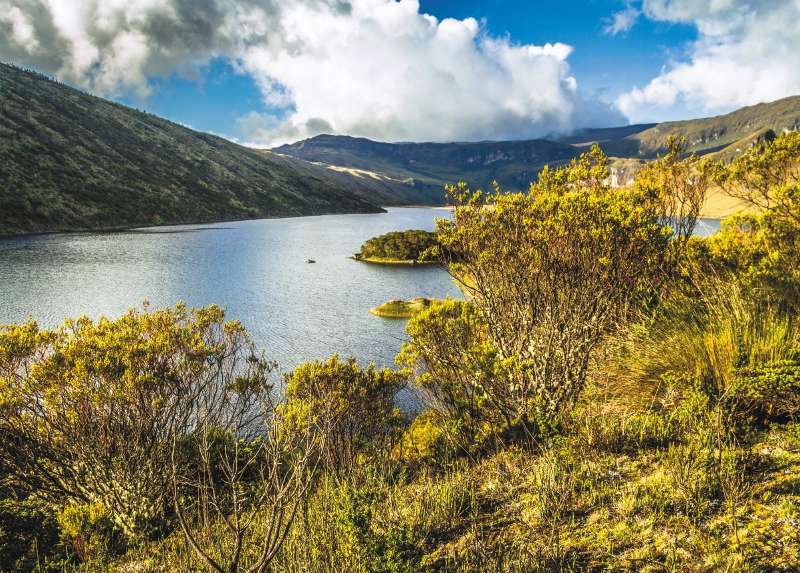 Los nevados del Ruiz y Tolima perdieron el 7 % de su área entre 2016 y 2017. / Cortesía Humboldt