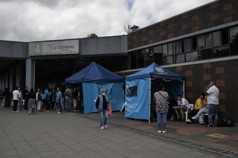 Alertan sobre cobros indebidos en puntos de vacunación de fiebre amarilla en terminales