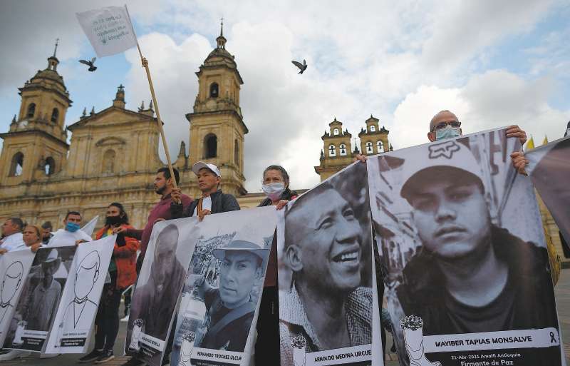 Uno de los puntos del Acuerdo con mayor nivel de ejecución es la reincorporación de excombatientes. sin embargo, el gran reto es garantizar la seguridad de los firmantes de paz. / AFP