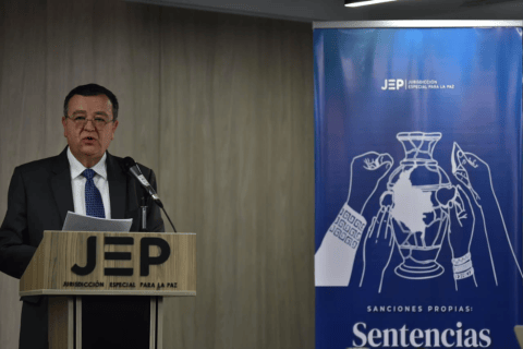 La JEP sancionó con ocho años a siete exjefes de las Farc por 21.936 casos de secuestro