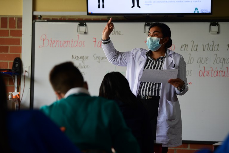 Feliz día, profe: Distrito celebra a los maestros de Bogotá con eventos académicos