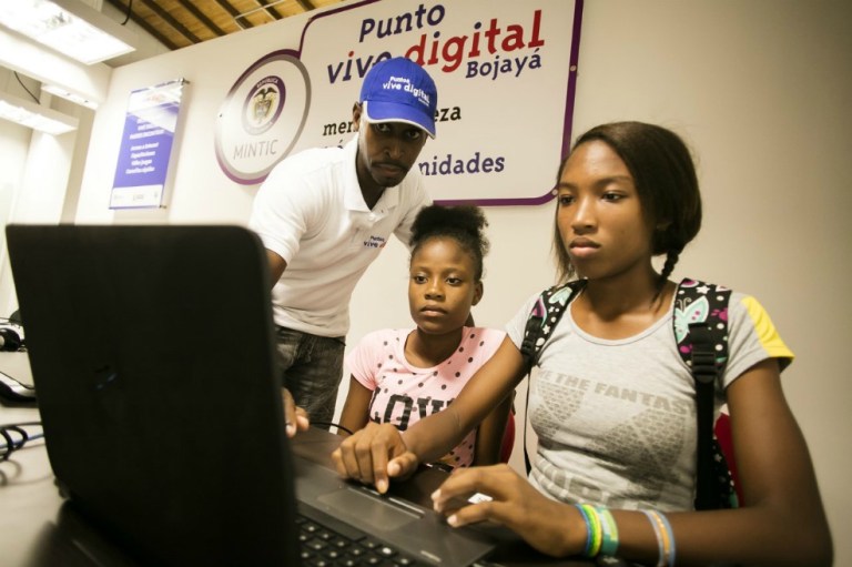 Futuro incierto para los puntos Vive Digital