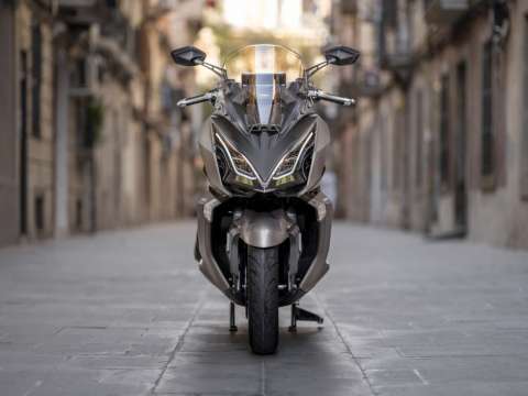 Estos son los puntos ciegos de las motos y así puede evitarlos
