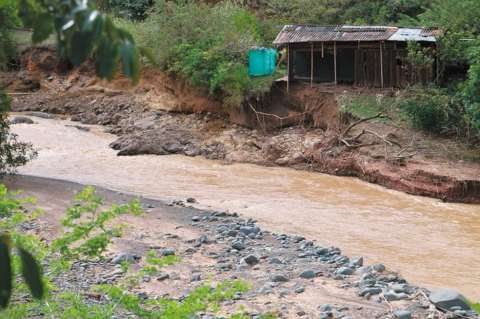 Las lluvias desbordan a Colombia: 747 municipios afectados