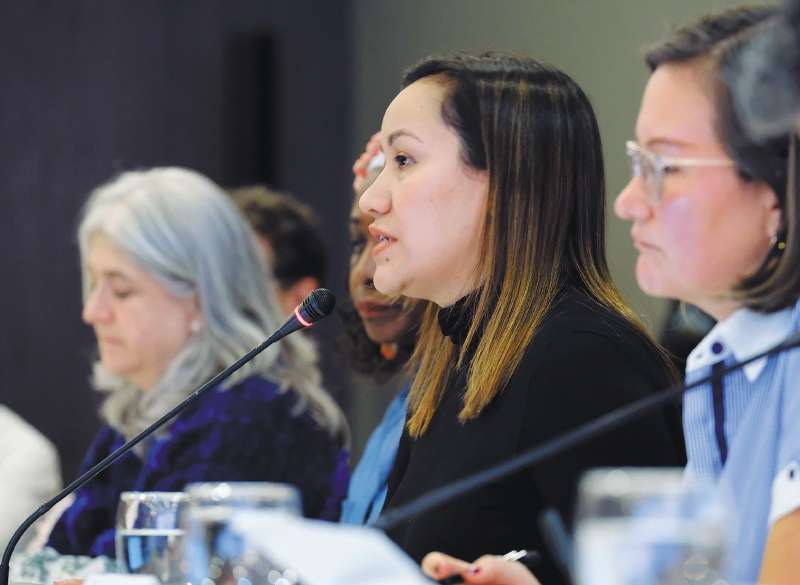 La ministra afirmó que los prestadores de servicio tendrán una junta autorreguladora de médicos