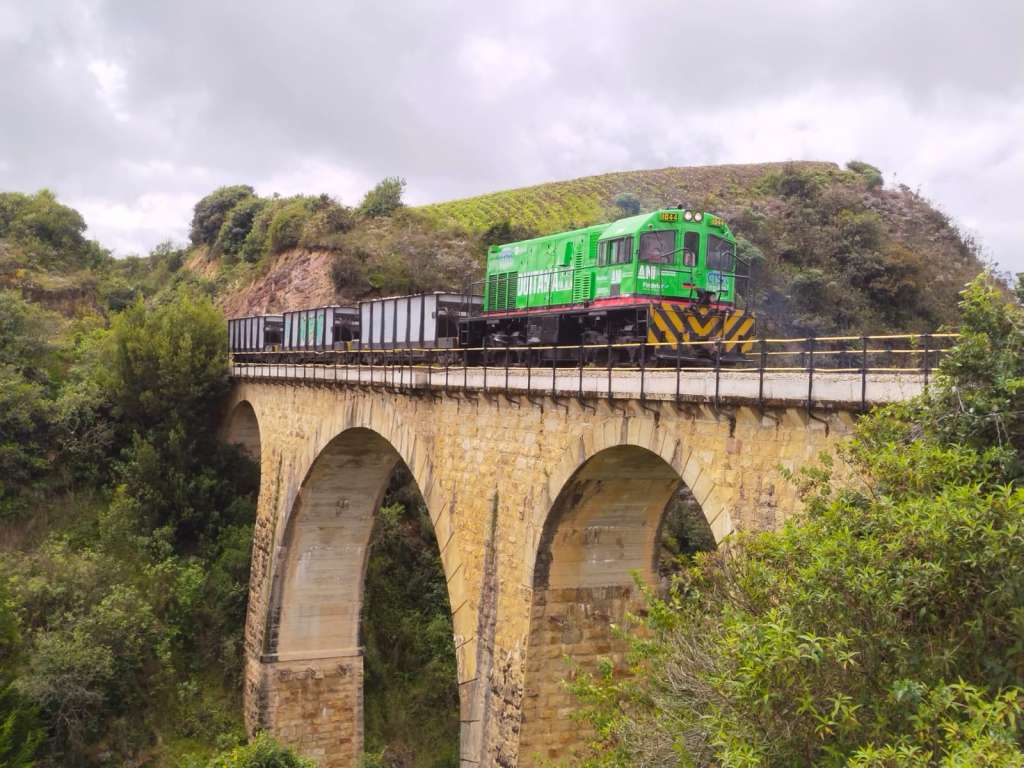 Gobierno destina $224.000 millones para Ferrocarril del Pacífico y Bogotá-Belencito