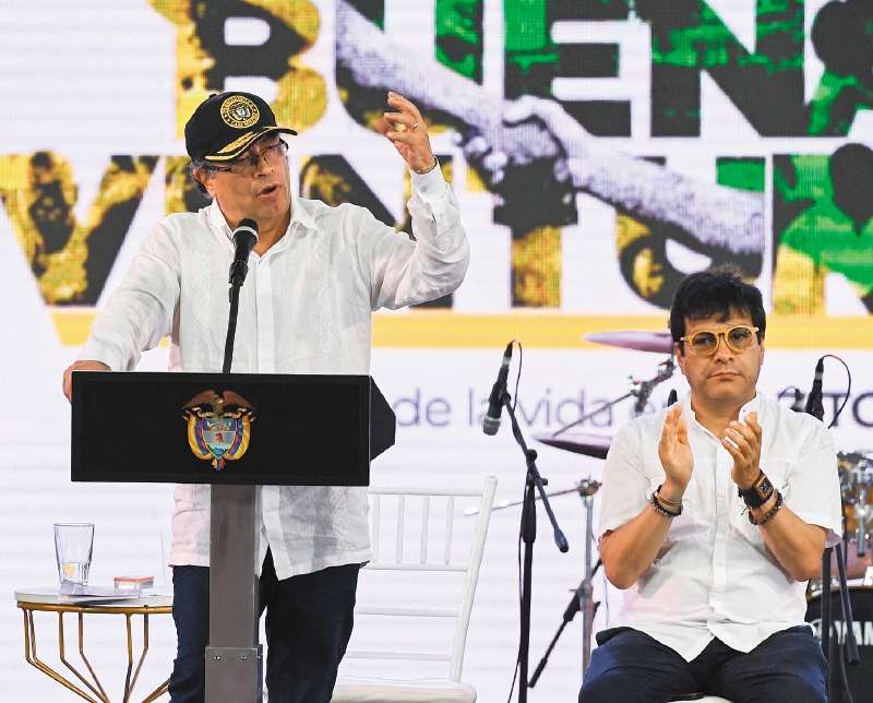 La propuesta de paz total es la principal bandera del gobierno de Gustavo Petro en Colombia. Foto Joaquín Sarmiento / AFP