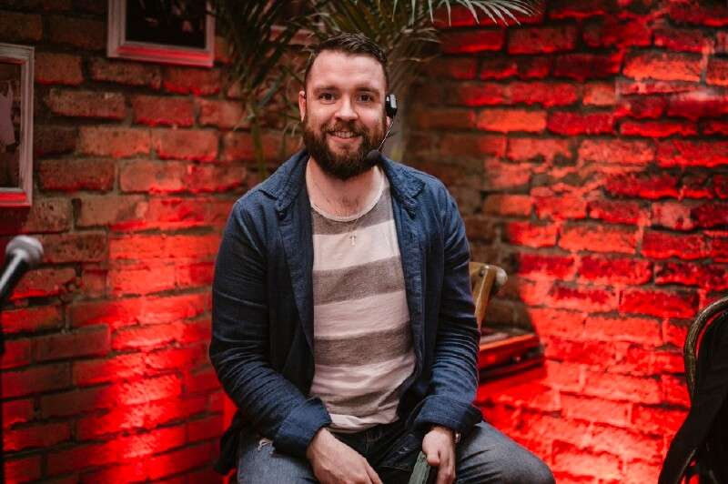 El experto Danny Dyers, de Escocia, dice que lo mejor del whisky es que se puede experimentar con él. / Cortesía