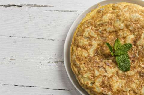 Receta de día: tortilla de papa criolla con chorizo