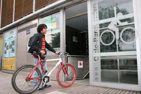 Más de 200 cicloparqueaderos funcionarán en el día sin carro