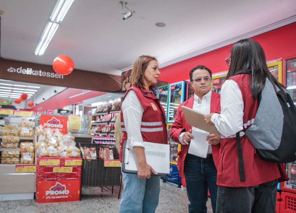 Inspectores del Ministerio visitan tiendas y droguerías de Olímpica.