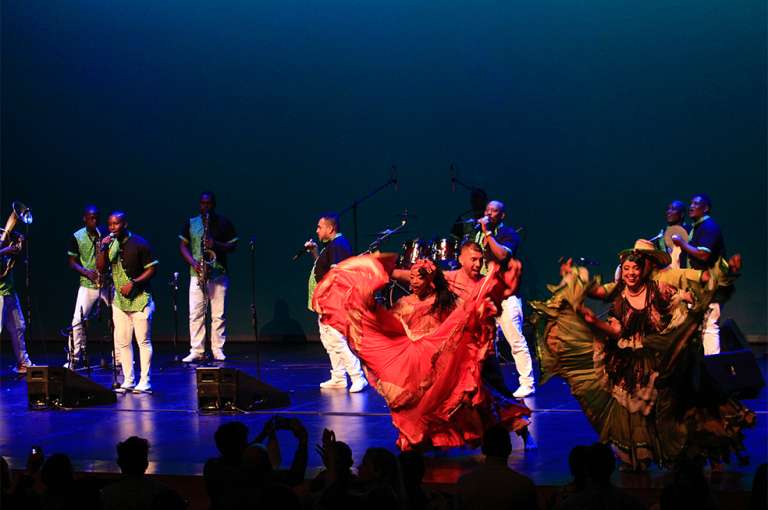 Lanzamiento del festival de musica del pacifico Petronio Alvarez lugar teatro mayor