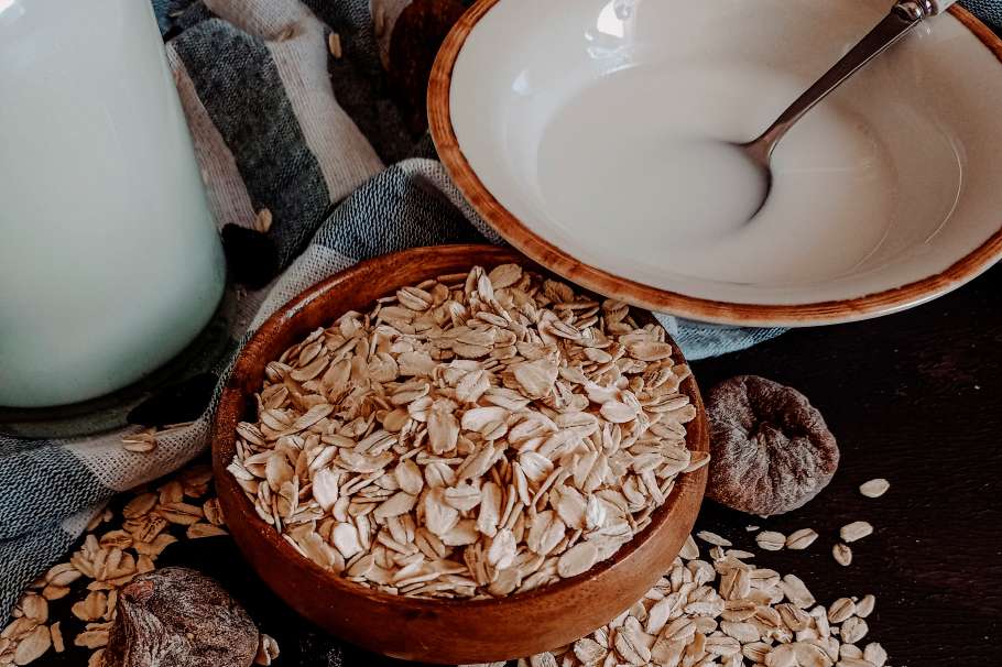 Los increíbles beneficios de la avena con leche: una combinación saludable