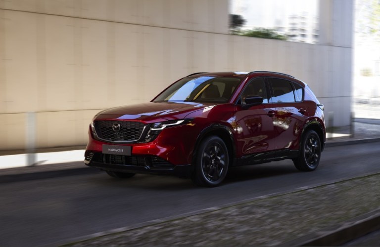 Mazda CX-5 estrena nueva generación híbrida: ¿cuándo llegará a Colombia?